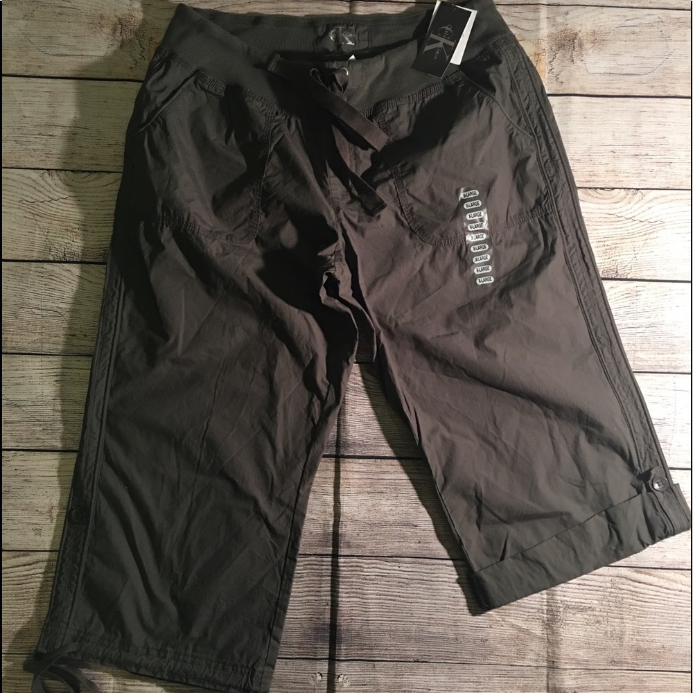 Calvin Klein 3 pairs of Capri Khakis NWT- Sz XL